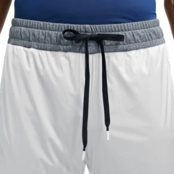 ON Cloud ON Running Pants Size XXL - Picture 2 of 9